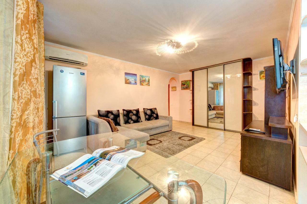 Apartments Near The Nsc Olympic Kiev Extérieur photo
